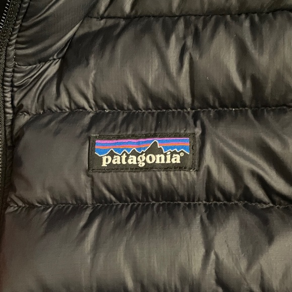 Patagonia Men’s Down Sweater Jacket - Picture 4 of 9